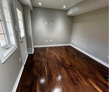 For Lease - 30 Arizona Drive, Brampton, Ontario - Photo 2