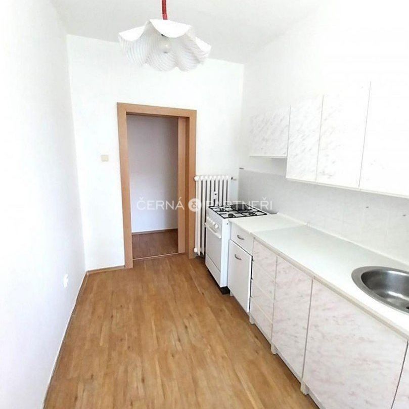 Pronájem bytu 1+1 35 m² - Fotografie 1
