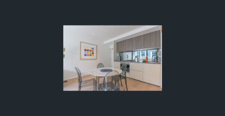 FURNISHED AND STYLISH RESIDENCE IN A COMMANDING LOCATION - Photo 4