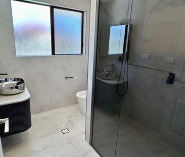 Modern 4-Bedroom Home in Prime Liverpool Location - Photo 1