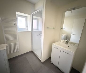 Location Appartement 4 pièces 72m² PONT DE VAUX 01190 - Photo 5
