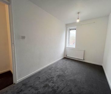 4 bedroom terraced house to rent - Photo 5