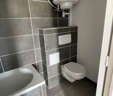 Location Appartement 3 pièces 53m² NARBONNE 11100 - Photo 4