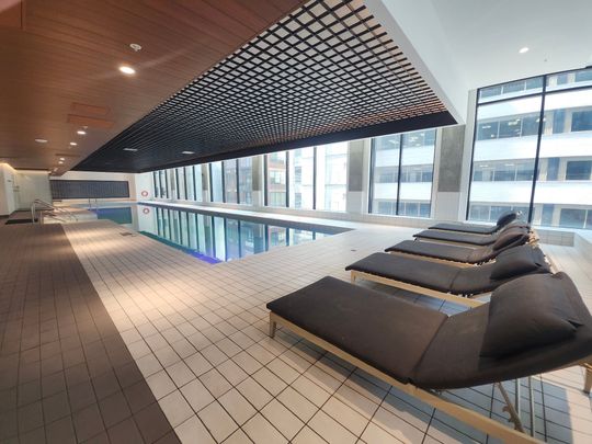 1210 Rue Jeanne Mance, Montréal (Ville-Marie), QC H2X - Photo 1