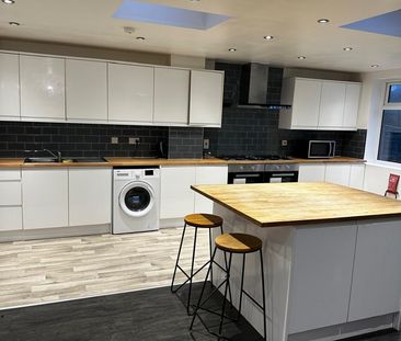 Room in a Shared House, Lansdowne Road, E11 - Photo 3