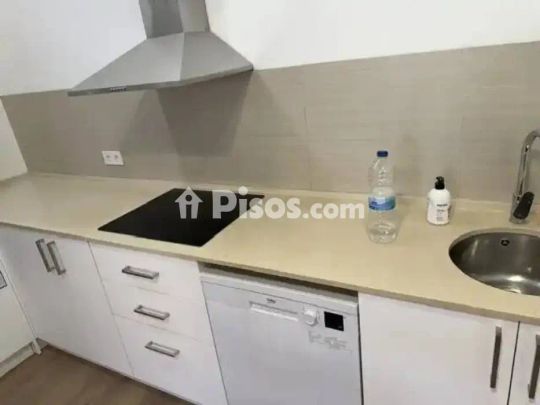 Piso en alquiler en Sant Andreu - Photo 1