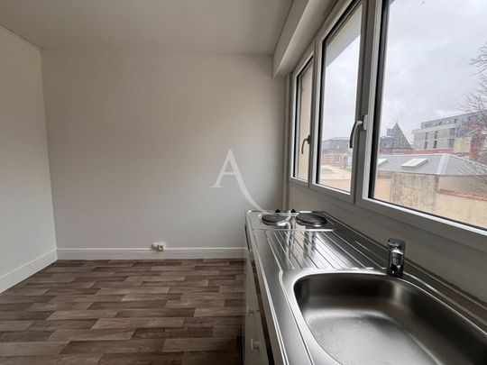 Location Appartement 1 pièce 9m² - Photo 1