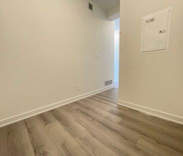 For Lease - 1440 Clarriage Court Unit# 311, Milton, Ontario - Photo 6