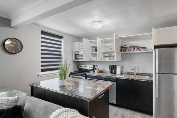 For Lease - 4538 Huron Street Unit# 8, Niagara Falls, Ontario - Photo 1