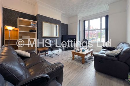 8 Bedroom Mid Terraced House for rent in Brudenell Road - Photo 2