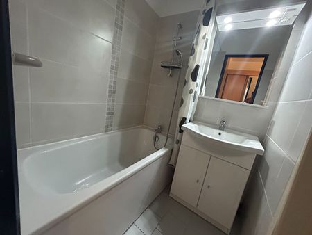 Appartement meublé, Sausset Les Pins 19.82 m2 avec jardinet dans une résidence sécurité, piscine, un emplacement parking privatif, - Photo 5