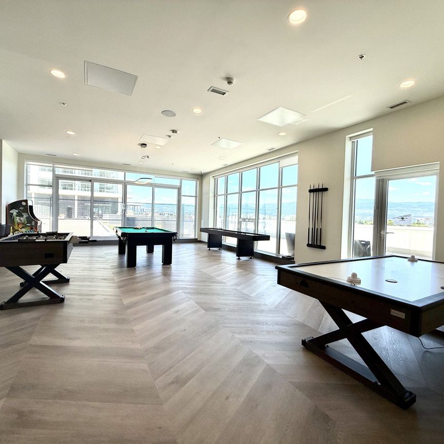 1 Bdrm at Water St. by the Park: Brand New! - Photo 1