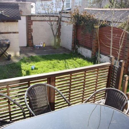 3 bedroom terraced house to rent - Photo 1