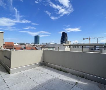 Lichtdurchflutete Attikawohnung mit zwei grossen Dachterrassen - Photo 5