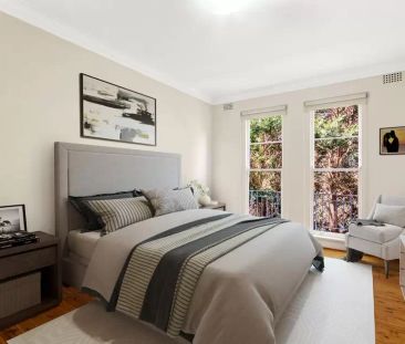 STUNNING TWO BEDROOM APARTMENT OPPOSITE REDLEAF BEACH WITH PARKING - Photo 4