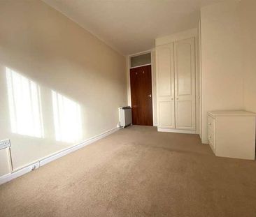New Road, Meopham, Gravesend, DA13 - Photo 2