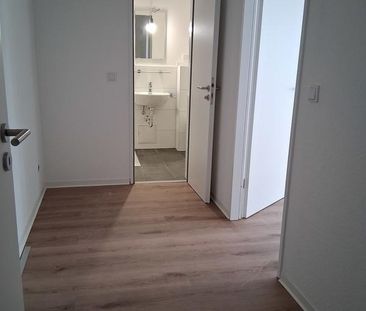 Helle 3 Zimmer-Wohnung mit viel Komfort in Haan-Ost! Nur mit WBS an... - Photo 3