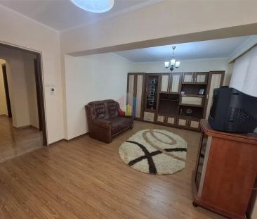 ULTRACENTRAL Bariera 2 cam 84mp, etaj 1 bloc cu lift Mobilat si Utilat - Photo 6