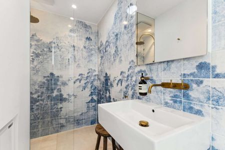 Stunning split level maisonette with wonderful views over Richmond Green - Photo 5