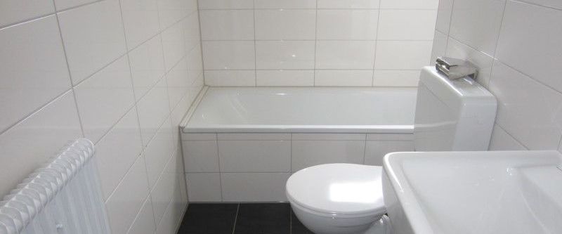 Gut aufgeteilte 2-Zi.-Whg. mit Balkon in gepflegter Lage! - Foto 1