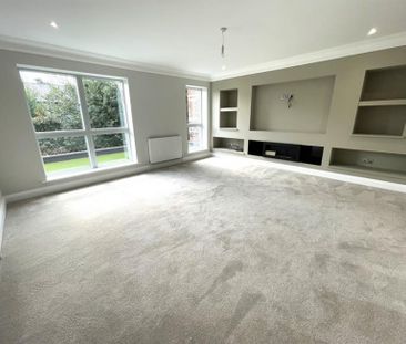 4 Bedroom Terraced To Let - Photo 2