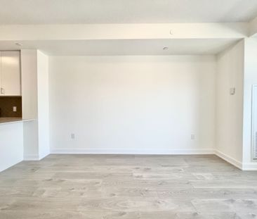 For Lease - 3200 William Coltson Avenue Unit# 305, Oakville, Ontario - Photo 4