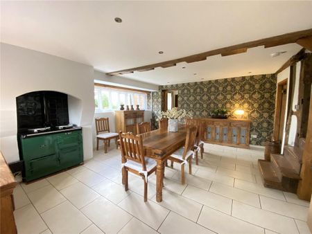 5 bedroom detached house to rent - Photo 4