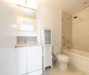 For Lease - 2560 Eglinton Avenue Unit# 2102, Mississauga, Ontario - Photo 1