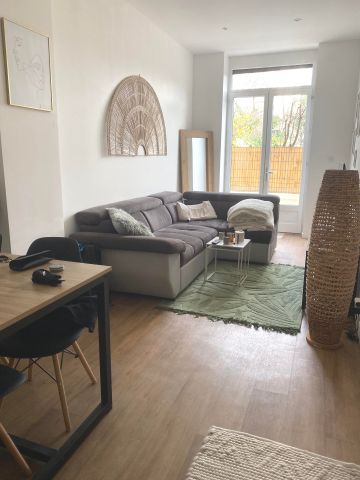 Location Appartement 2 pièces 38m² LYON 8ème - Photo 2
