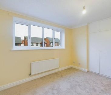 4 bedroom detached house to rent - Photo 5