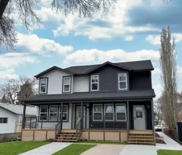 4 Bedroom & 3 Bedroom Duplex Rentals in Bergman - SF271 | 12133 46 ... - Photo 1