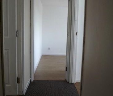 18 Marian Park, Downpatrick, BT30 6NW - Photo 2