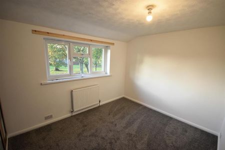 4 bedroom property to rent - Photo 5