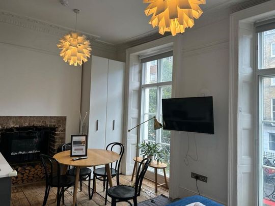 Studio to rent - Photo 1