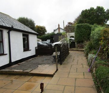 1 bed Bungalow - To Let - Photo 3