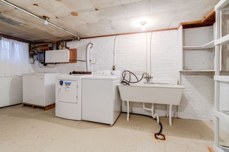 For Lease - 271 Lauder Avenue Unit# Main, Toronto, Ontario - Photo 2