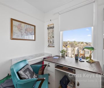 4 bedroom terraced house to rent - Photo 5