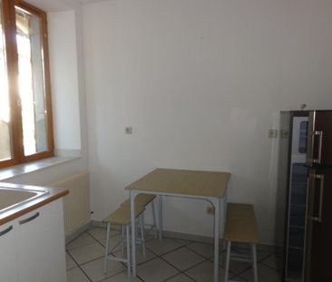 Location Appartement 2 pièces 35m² LE CREUSOT 71200 - Photo 3