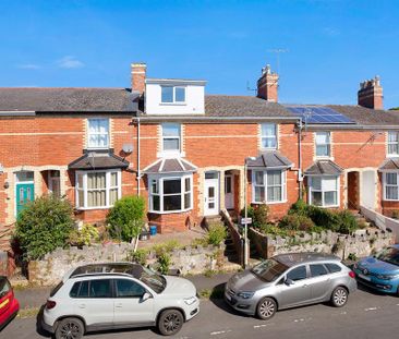 4 bedroom terraced house to rent - Photo 4