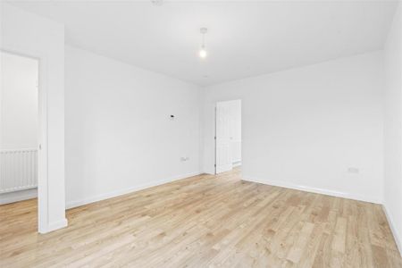 4 bedroom terraced house to rent - Photo 2