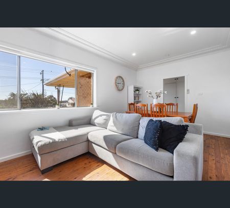 114 Ashmont Avenue, Ashmont, NSW 2650 - Photo 2