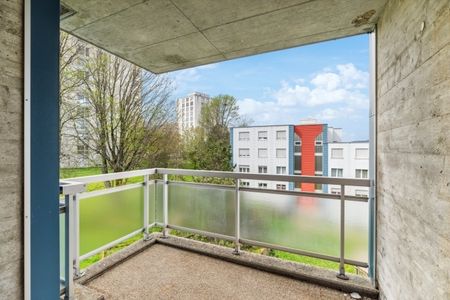 Apartment - Photo 2