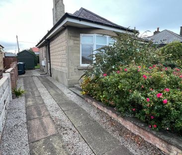 3 bedroom bungalow to rent - Photo 3