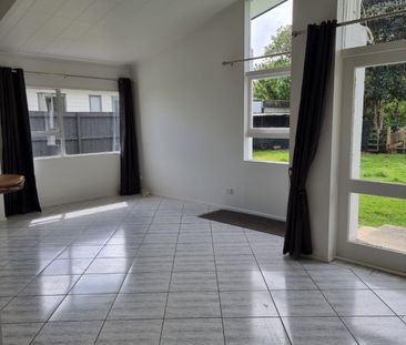 CENTRAL KERIKERI LIVING WITH FLEXIBLE LAYOUT - Photo 4