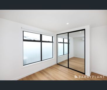 1/15 Cutts Street, Sunshine North, Vic 3020 - Photo 2