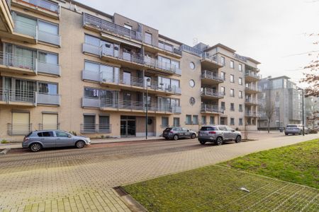 Ruim appartement met 2 slaapkamers - Photo 2