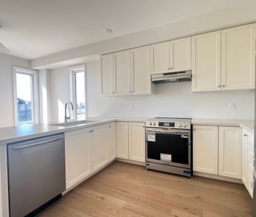 For Lease - 2808 Tippett Mews, Pickering, Ontario - Photo 4