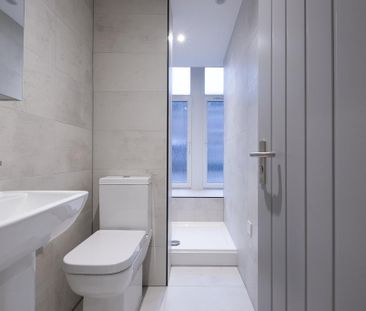6 bedroom flat to rent - Photo 5