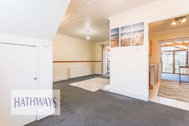 2 bed semi-detached house to rent in Fields Road, Cwmbran, NP44 - Photo 1