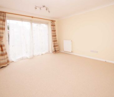 2 bed Terraced for rent - Photo 6